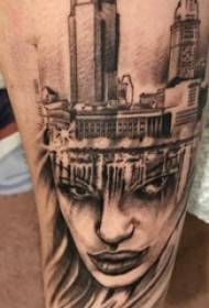 Evropská tele tetování mužské stopky na budově a obrázek portrét tetování