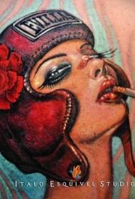 モダンなスタイルのカラフルな脚ボクサー女性の肖像画のタトゥー