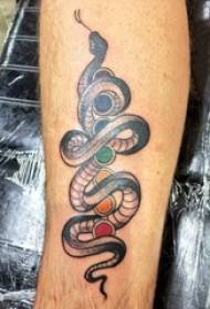 tatuagem de animal pequeno pernil masculino na imagem de tatuagem de cobra colorida