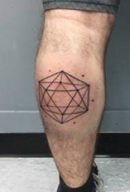 Ragazzo geometrico del tatuaggio sul polpaccio Immagine geometrica del nero del tatuaggio