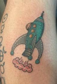 Húðflúr teiknimynd karlkyns nemandi kálfur á lit Rocket Tattoo Picture