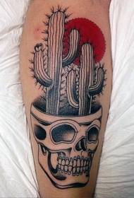 cranio di colore divertente gamba con tatuaggio di cactus