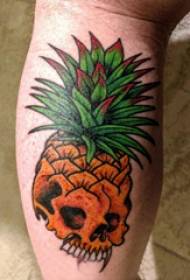 lubanja tetovaža muško dječje tele na slici ananasa i lubanje tetovaža