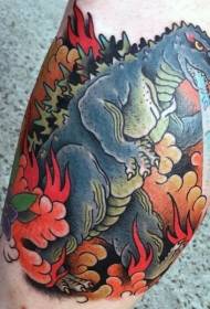 Oldan wasan kwaikwayo na ƙwallon ƙafa kamar tattoo tsegumi mai launi