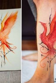 прасец с мастило феникс червен модел татуировка