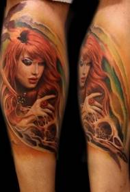 Modello di tatuaggio donna colore misterioso colore delle gambe
