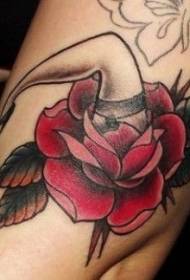 Noha farba ružový kvet a tetovanie nohy vzor