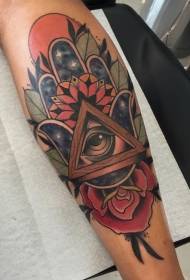 Modello del tatuaggio dell'occhio del triangolo colorato stile dell'illustrazione della gamba
