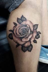 Europeisk legg tatovering manneskaft på svart rose tatovering bilde