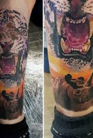 ngjyra e këmbës tigër dhe tatuazh rhinoceros