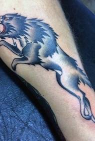 Tatouage de loup en cours d'exécution couleur à l'ancienne