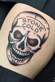 calf Europe school red eyeskull pattern di tatuaggi