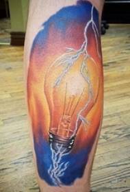 vitellu di picciotti dipinti nantu à linee semprici di fulmini è di foto di tatuaggi di lampadine