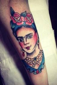 Legged old-school stijl kleurrijke vrouw portret tattoo