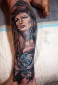 Noge neverjeten portret realistične ženske Tattoo
