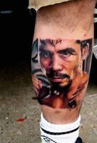 Portrait réaliste de couleur de jambe du célèbre tatouage de boxeur
