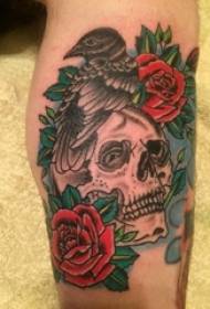 Tetoválás koponya lány borjú nyalás tetoválás kép