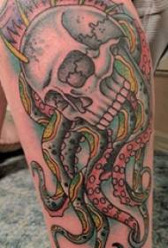 skullTattoo გოგონა shank squat tattoo სურათი