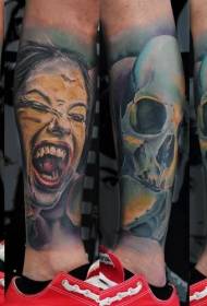 Nový štýl farebný upír žena s tetovaním