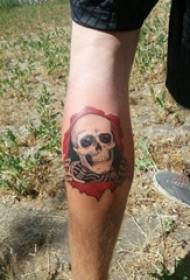 紋身芋頭男性小腿上部頭骨紋身模式