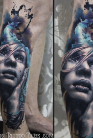 Leg realistesch Stil faarweg weiblech Portrait Tattoo Muster