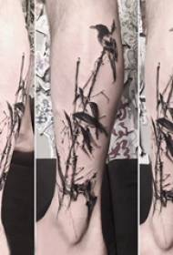 Tattoofarbe malen Jungen Kalb auf schwarzem Bambus und Vogel Tattoo Bilder 98874-Tattoo digitales Muster männlicher Schaft auf digitales Tattoo Muster