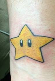 ბიჭები ხბოს ხატავს გეომეტრიული ხაზები Mario სოკო და ვარსკვლავები tattoo Picture