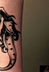 Fekete sellő tetoválás minta
