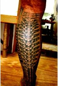 Kalv svart mekanisk ben tatuering mönster