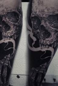 Modello di tatuaggio teschio fumo nero stile spina di vitello