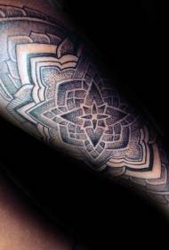 Узорак тетоваже црне ванилије у стилу стила