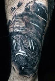 Realističen vzorec tatoo za noge s črno sivo plinsko masko