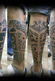 Telen crni uzorak drevnog ukrasa tetovaža