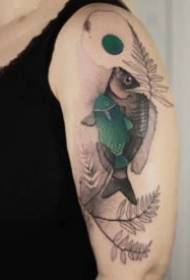 9 tatuaggi splendidamente colorati sul braccio grande