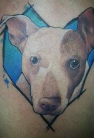 Kleur realistiese hondeportret en hartvormige tatoo patroon