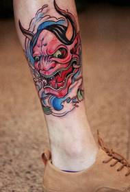 Model i tatuazhit të bukur të këmbëve të bukura tradicionale të këmbëve
