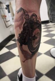 Kalf realistysk tattoo-patroan foar motorfytsen