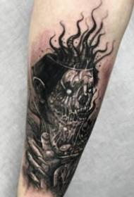 18 set di modelli di tatuaggi realistici a braccio grande con pacchetto europeo ed americano scuro