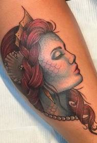 Ŝanko de sirena reĝina kolora tatuaje