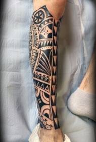Полинезиялық бұзаудың қара түсті әр түрлі өрнектері тату-сурет