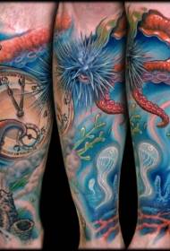 Kalf geschilderd marine wereldklok en kwallen tattoo patroon