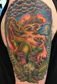 Nemecký dinosaurus tetovanie muž študent veľkú ruku na farebnom obrázku dinosaura svet tetovanie