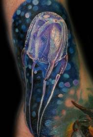 Labai spalvingas tikroviškas spalvų medūzų tatuiruotės modelis