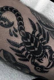Old School schwarz Skorpion Kalb Tattoo Muster