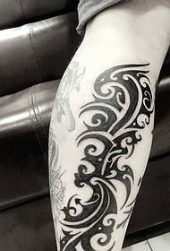 Betis kepribadian tato klasik totem hitam dan putih