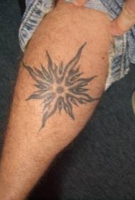 Modello di tatuaggio totem sole cerchio gamba