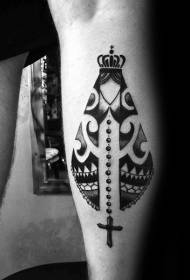 Rankos juodos juokingos juvelyrinės lazdelės kryžiaus tatuiruotės modelis