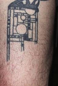 Gamba quadrata nera con motivo a tatuaggio circolare