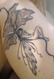 Elfo deitado no patrón de tatuaxe de flores