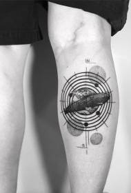 Črna zračna ladja z graviranjem teleta z okroglim vzorcem tatoo